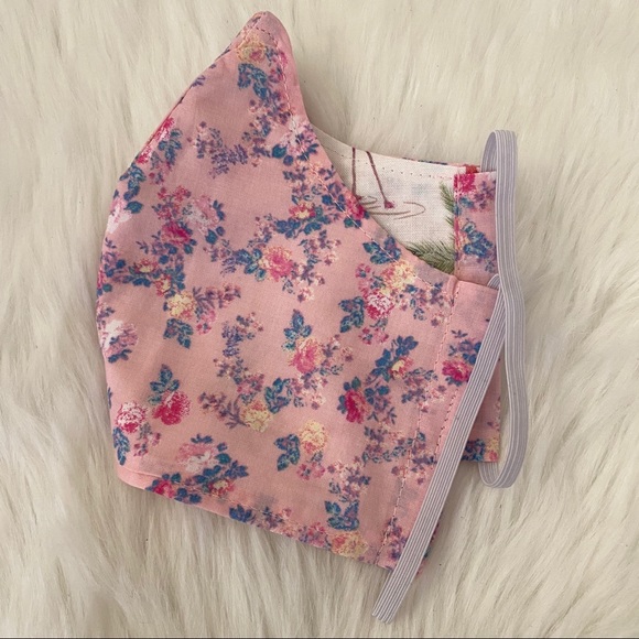 SOLD LoveShackFancy x Target Camille Face Mask - Picture 8 of 8